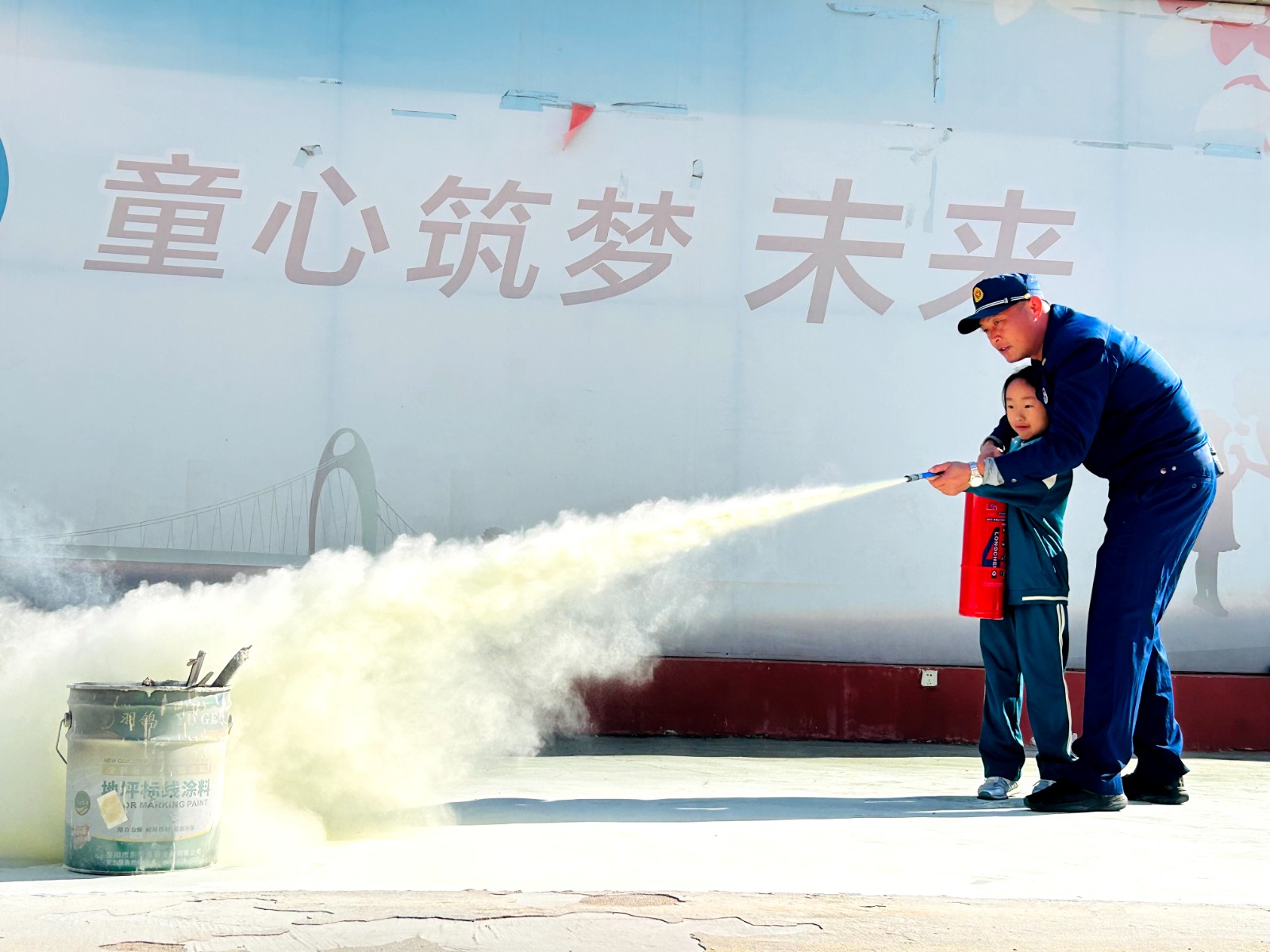 日照鳳凰小學(xué)消防日2 (2).jpg