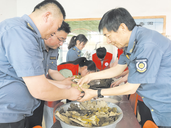 濃濃粽香情 關愛暖人心
